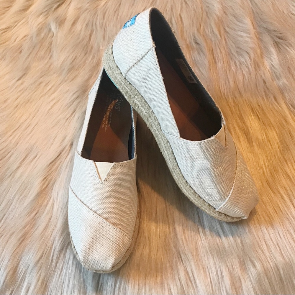💫Beige Toms Espadrille shoes💫